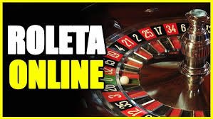 Filipino player completing a 7spins deposit using GCash on a smartphone